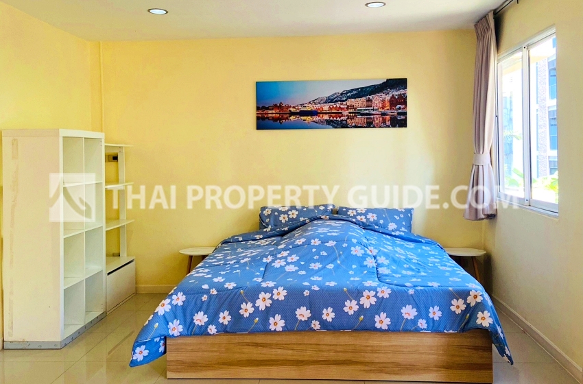 Townhouse in Sukhumvit 